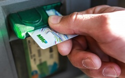 Разработанный НИИМЭ банковский чип прошел сертификацию НСПК «МИР»