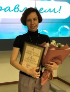 Ведущий инженер-технолог НИИМЭ Татьяна Егорова получила почетную грамоту Минпромторга РФ