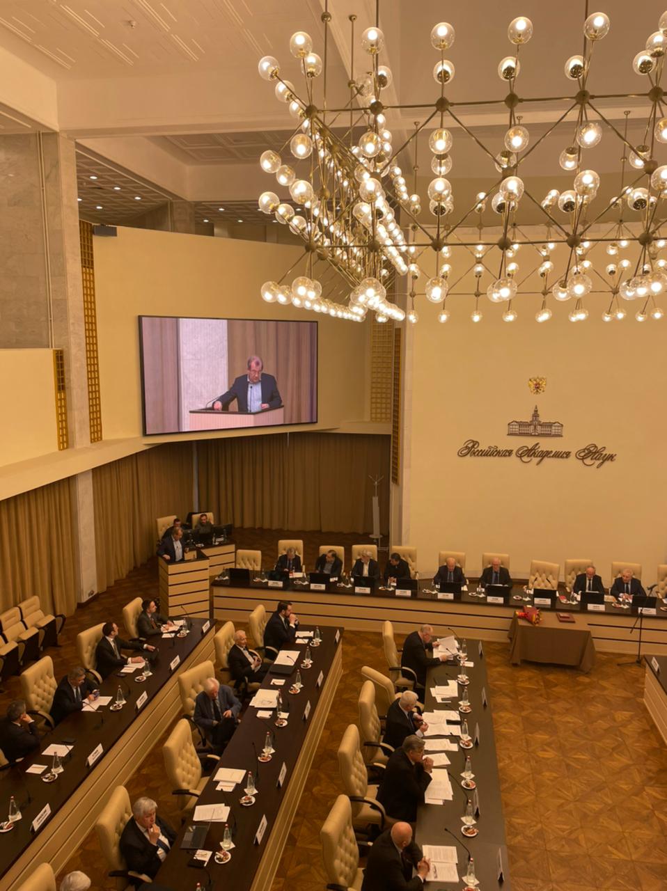 Академик РАН Г.Я. Красников выступил с докладом на заседании президиума РАН