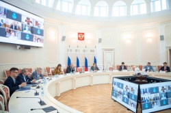 Академик РАН Г.Я. Красников принял участие в заседании Общественного совета при Минобрнауки России